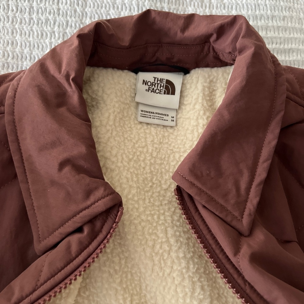 The North Face Quilted Jacket in Brown - Picture 5 of 14